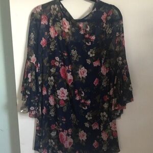 - Belle fille Brand new floral dress